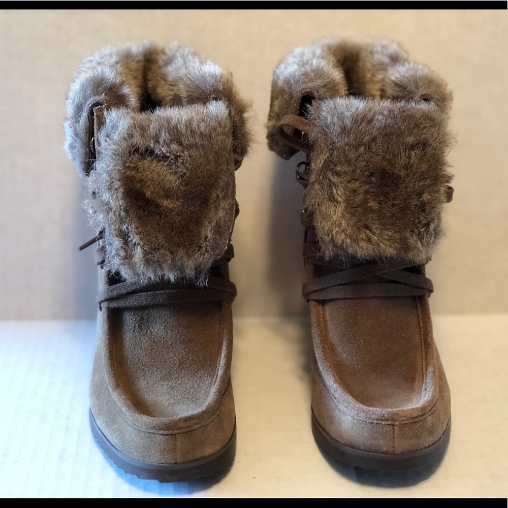 Marc fisher womens brown suede wedge boot size 6.5